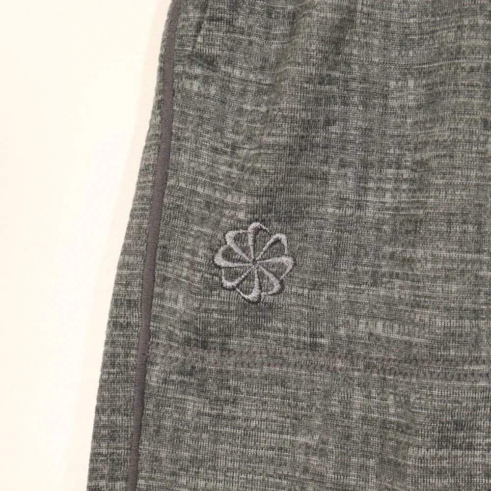 NWT Nike Men's Yoga Shorts in Gray Size Large